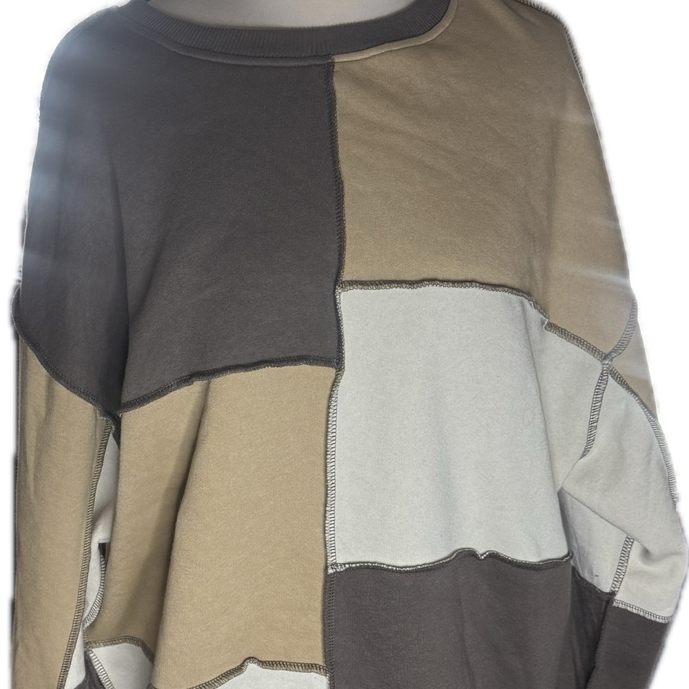 NWT Women’s Oversized Patchwork Sweatshirt - Beige, White, Dark Brown - Picture 2 of 8